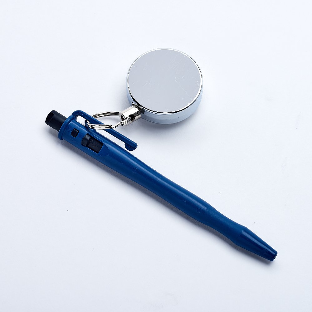 Metal retractable lanyard